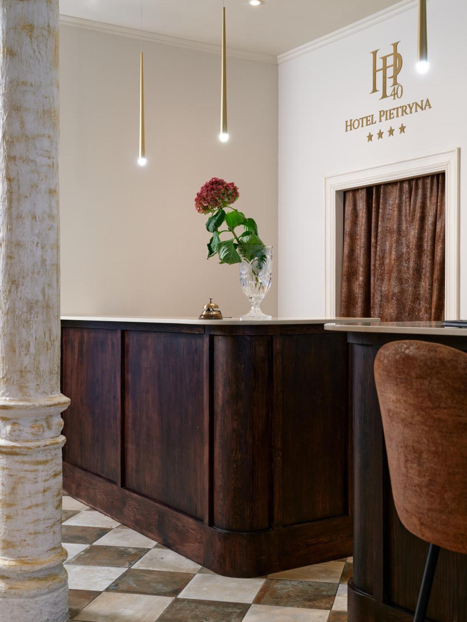 Hotel Pietryna Lodz  Exterior photo